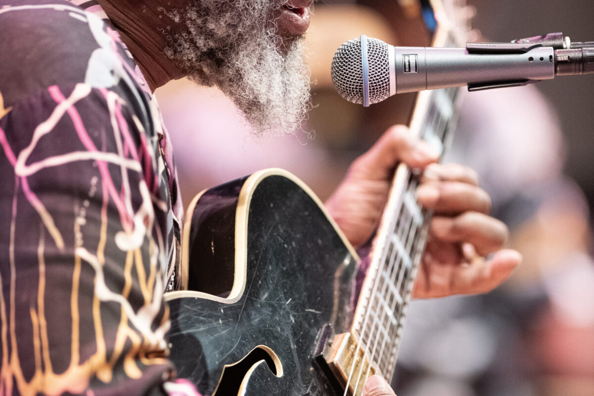 James "Blood" Ulmer Guitars & Gear: The Complete Guide to Harmolodics' Gibson Byrdland, Unison Tuning & Roland Jazz Chorus Avant-Funk Rig