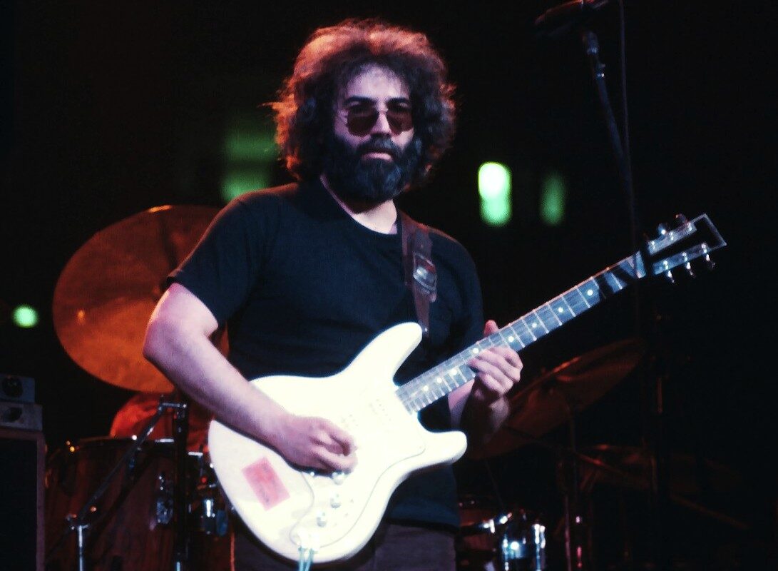 Jerry Garcia Guitars & Gear: The Complete Guide to the Grateful Dead Legend's Rig