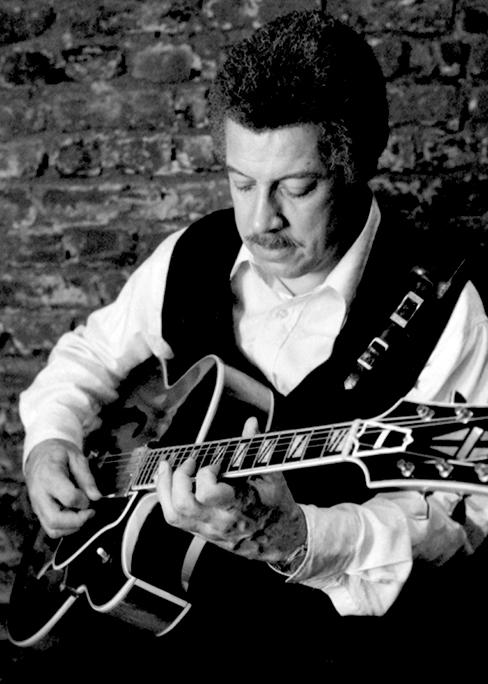 Kenny Burrell Guitars & Gear: The Complete Guide to Jazz Blues Master's Gibson Super 400, Fender Tweed Deluxe & Midnight Blue Tone
