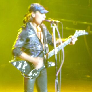 Matthias Jabs Guitars & Gear: The Complete Guide to Scorpions' Lead Guitar Maestro's Rig