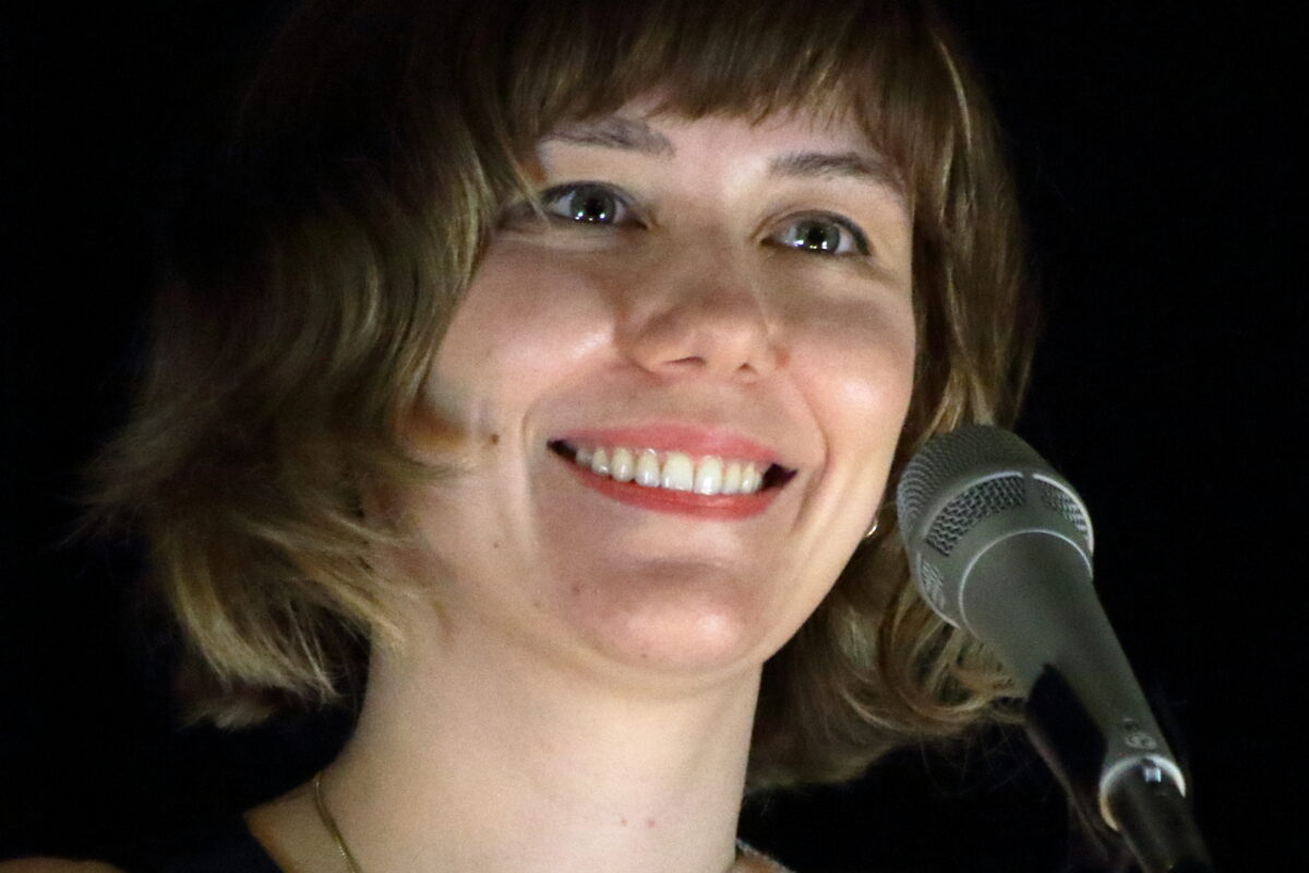 Molly Tuttle Guitars & Gear: The Complete Guide to Bluegrass's Guitar Virtuoso's Rig
