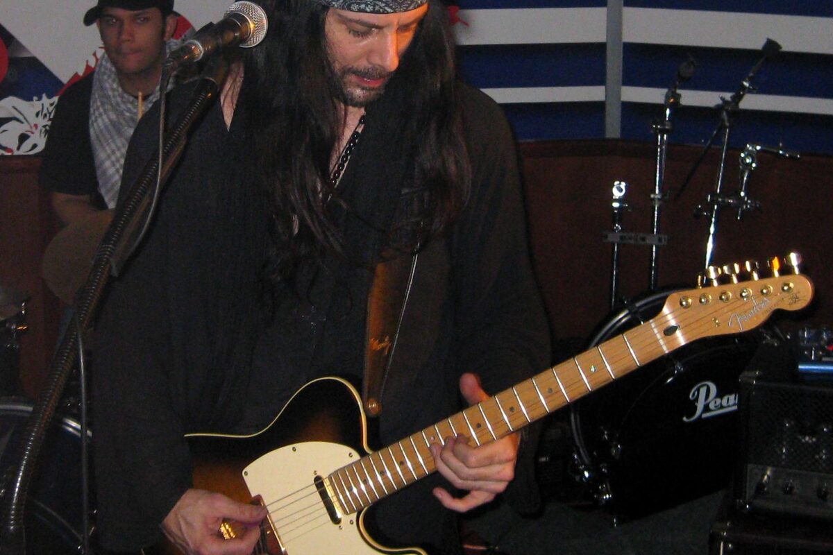 Richie Kotzen Guitars & Gear: The Complete Guide to the Winery Dogs Guitar Master's Rig