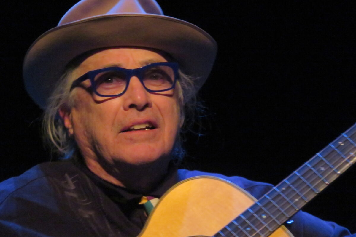 Ry Cooder Guitars & Gear: The Complete Guide to the American Roots Master's Rig