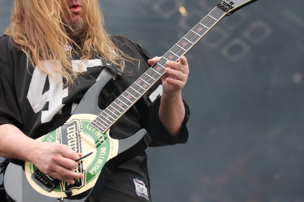 Jeff Hanneman (Slayer) Guitars & Gear: The Complete Guide to "The Riff Fuhrer's" Thrash Metal Songwriting Arsenal