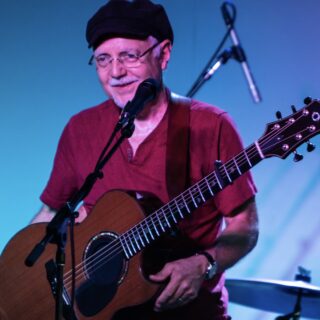 Phil Keaggy Guitars & Gear: The Fingerstyle Virtuoso's Complete Rig Guide