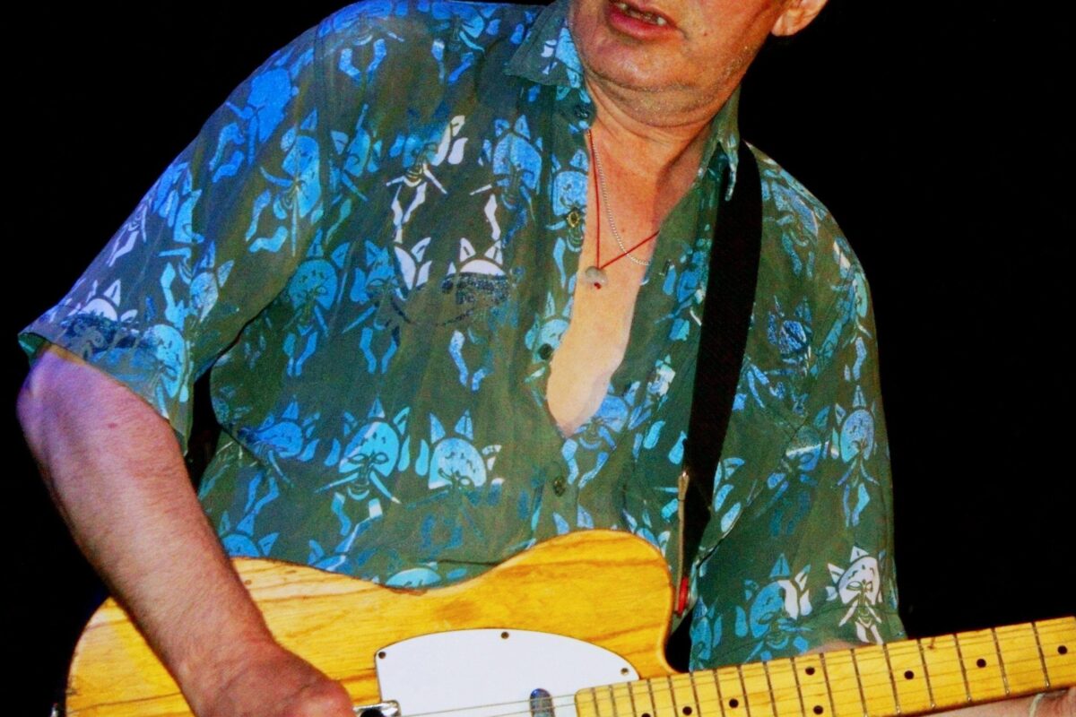 Brian James Guitars & Gear: The Damned's Original Riff Monster Complete Rig Guide