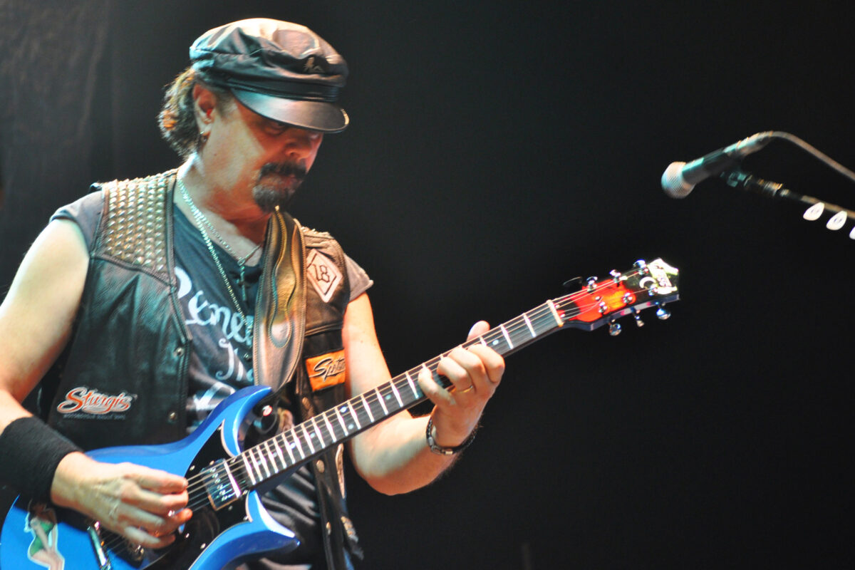 Steve Hunter Guitars & Gear: The Complete Guide to the "Sweet Jane" Intro Guitarist's Rock 'n' Roll Animal Rig & Session Legend Tone