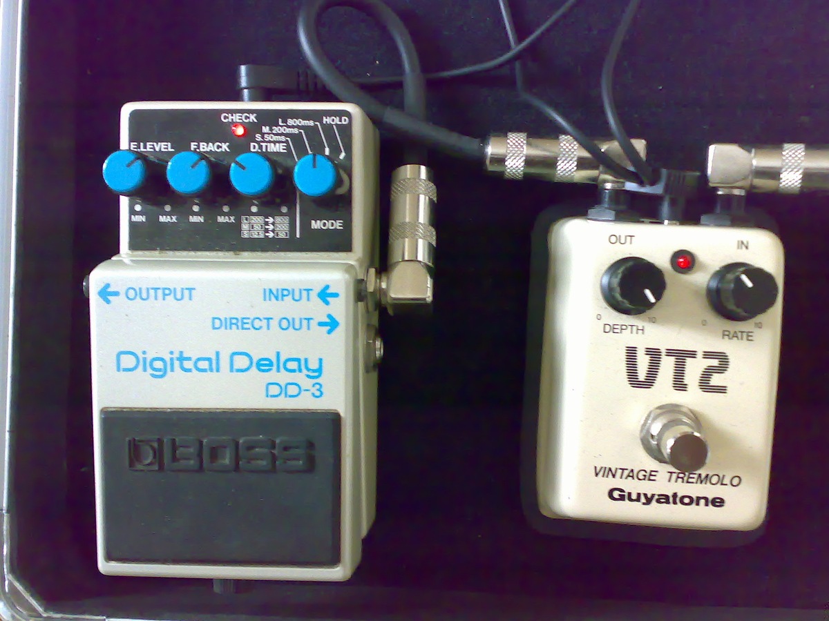 Boss DD-3 Digital Delay: History, Tone & Famous Players