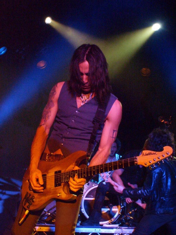 Nuno Bettencourt at Birmingham, England, 2008