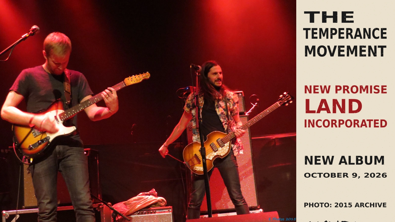 Paul Sayer and Nick Fyffe of The Temperance Movement playing guitar and bass in Cleveland in 2015.
