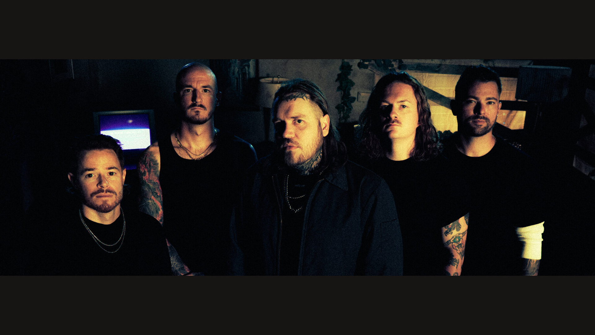 The five members of Wage War in an official Fearless Records promotional photograph.